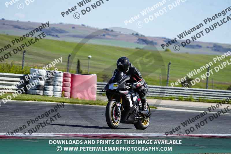 Circuito de Navarra;Spain;event digital images;motorbikes;no limits;peter wileman photography;trackday;trackday digital images